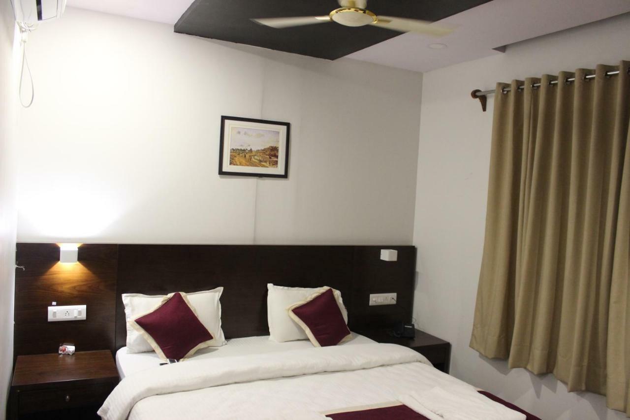 Tango Beach Resort Lakshmanpur Екстериор снимка
