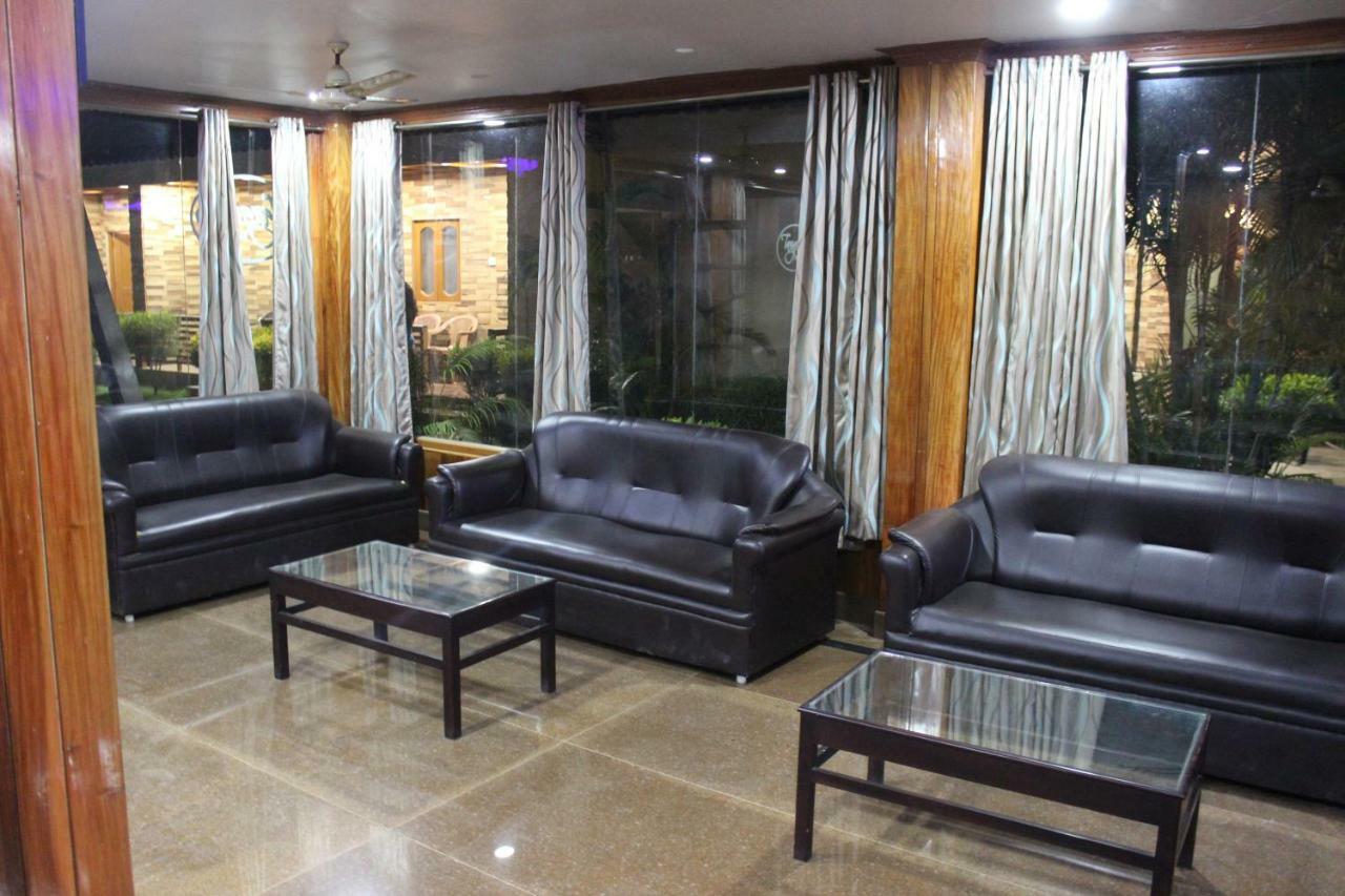 Tango Beach Resort Lakshmanpur Екстериор снимка